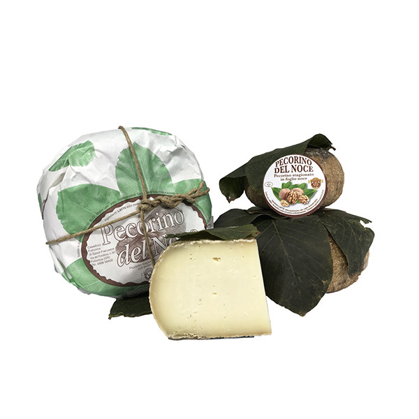 Formaggio Pecorino del Noce Kg. 1,3