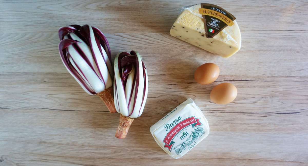 menù di natale sformatino al radicchio rosso di Treviso e Pecorino al pepe nero ingredienti