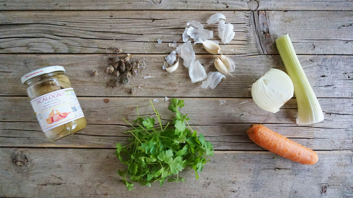 menù di natale bollito misto con salsa verde, composta di scalogno e mostarda ingredienti